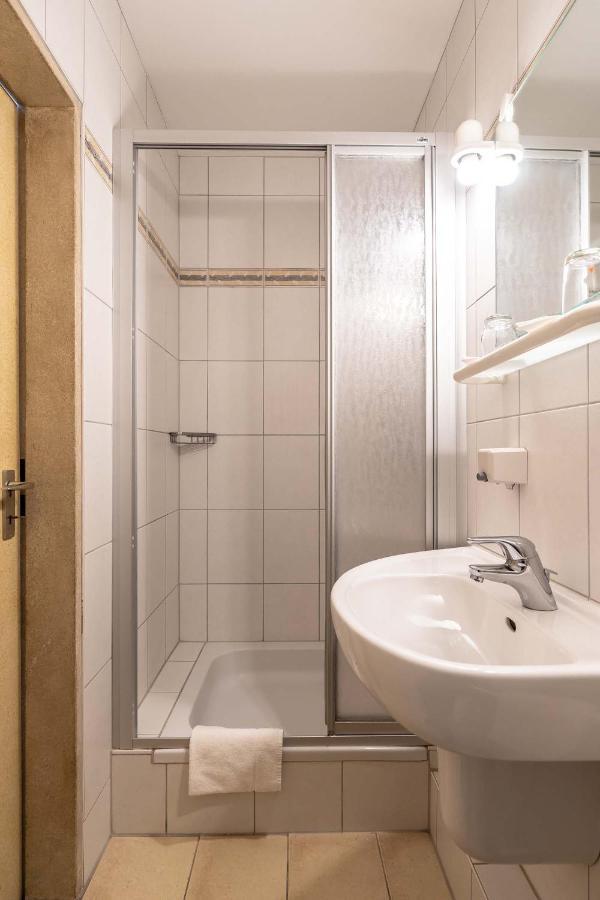 Hotel-Gasthof Zum Dragoner Peiting Zewnętrze zdjęcie
