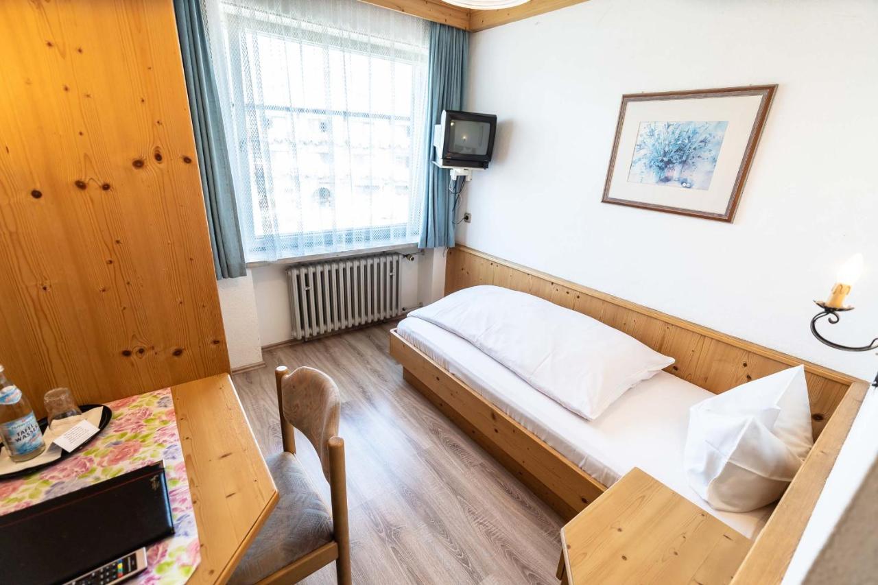 Hotel-Gasthof Zum Dragoner Peiting Zewnętrze zdjęcie